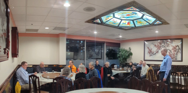 CUUG members and guests at dinner